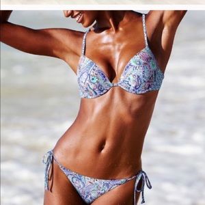 Victoria’s Secret Push Up Bikini Top 34B